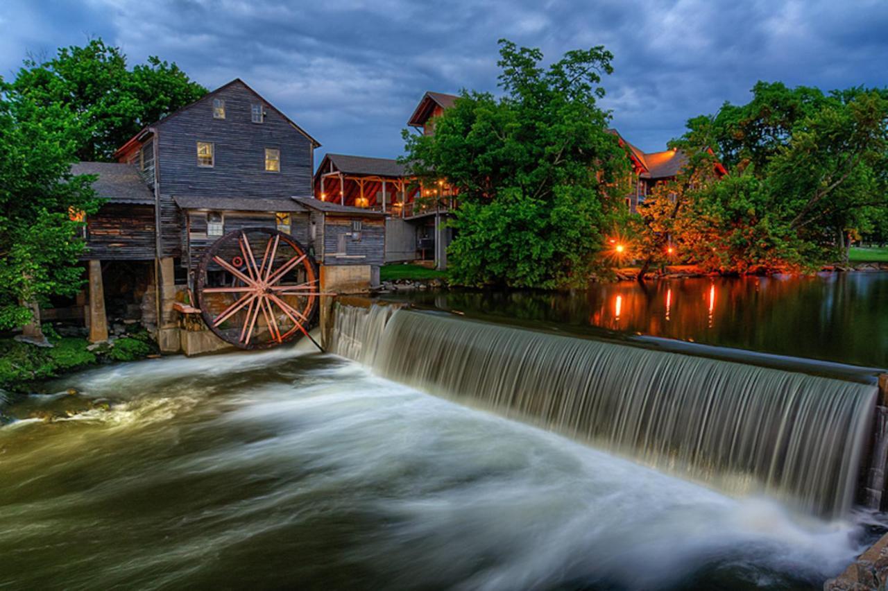 Four Bears Den, Hot Tub, 1089 Of Free Attraction Tickets For Each Paid Day, Dollywood And More Гетлинбург Екстериор снимка