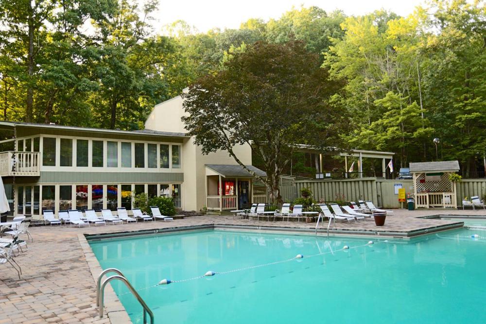 Four Bears Den, Hot Tub, 1089 Of Free Attraction Tickets For Each Paid Day, Dollywood And More Гетлинбург Екстериор снимка