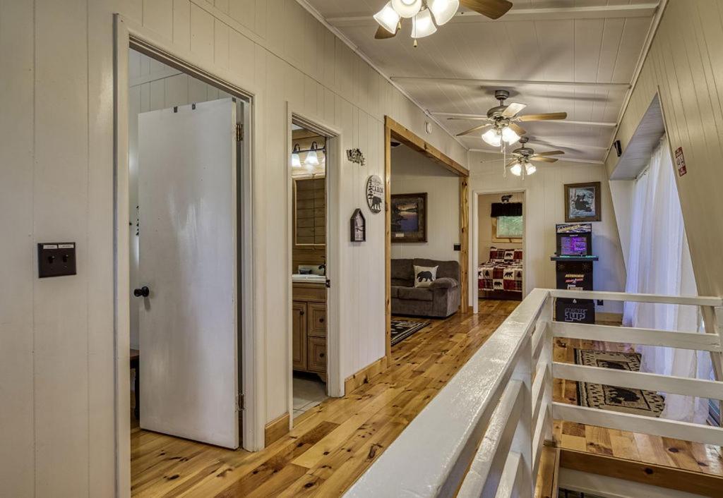 Four Bears Den, Hot Tub, 1089 Of Free Attraction Tickets For Each Paid Day, Dollywood And More Гетлинбург Екстериор снимка