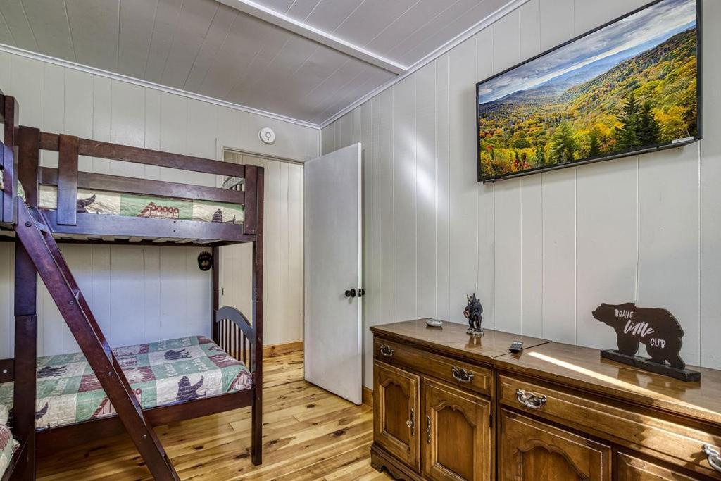 Four Bears Den, Hot Tub, 1089 Of Free Attraction Tickets For Each Paid Day, Dollywood And More Гетлинбург Екстериор снимка