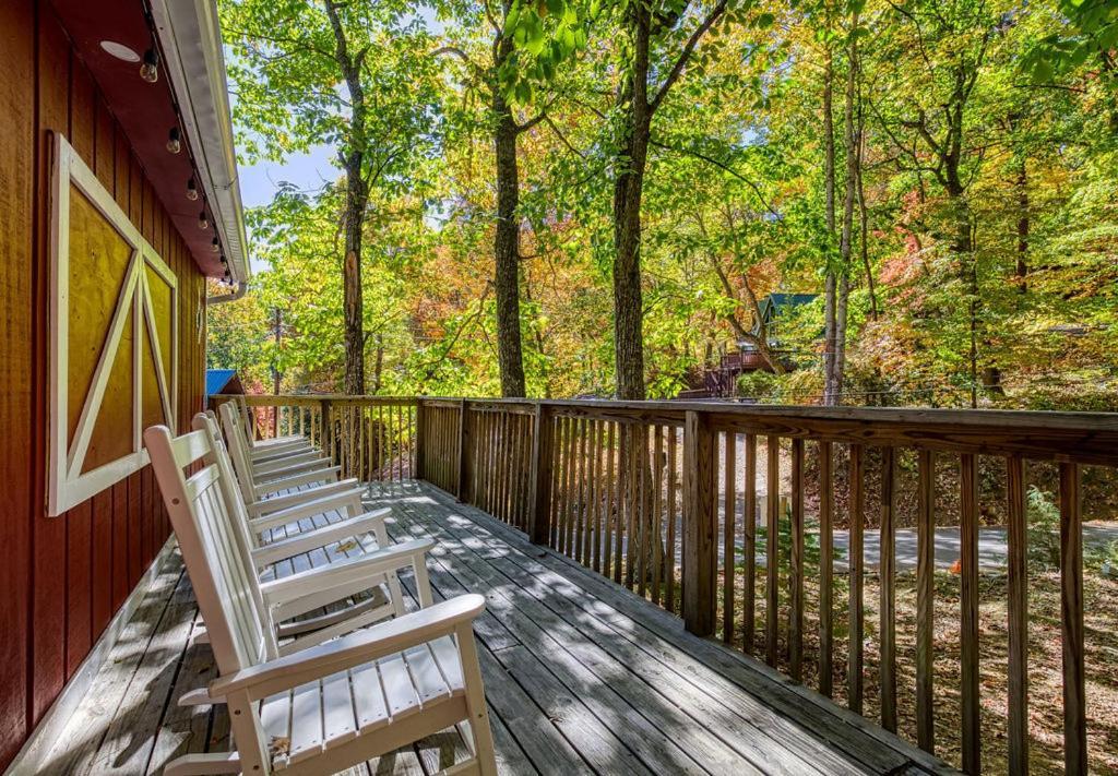 Four Bears Den, Hot Tub, 1089 Of Free Attraction Tickets For Each Paid Day, Dollywood And More Гетлинбург Екстериор снимка