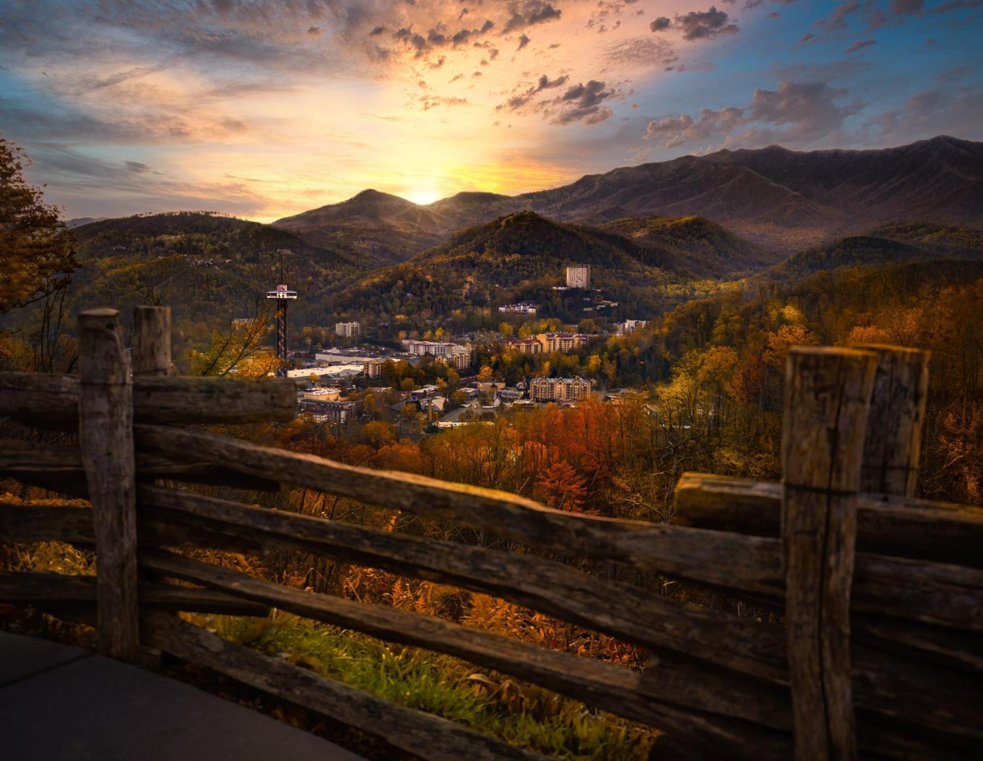 Four Bears Den, Hot Tub, 1089 Of Free Attraction Tickets For Each Paid Day, Dollywood And More Гетлинбург Екстериор снимка