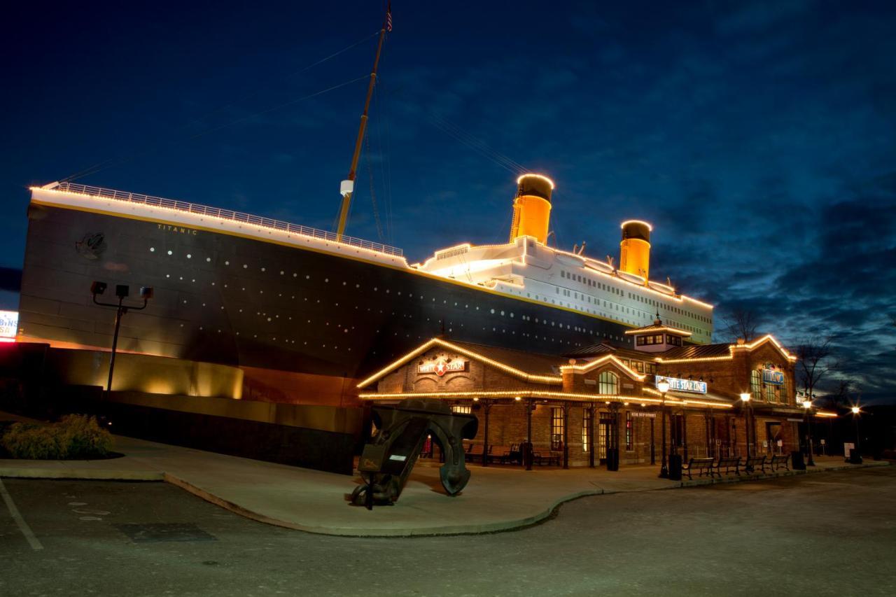 Four Bears Den, Hot Tub, 1089 Of Free Attraction Tickets For Each Paid Day, Dollywood And More Гетлинбург Екстериор снимка